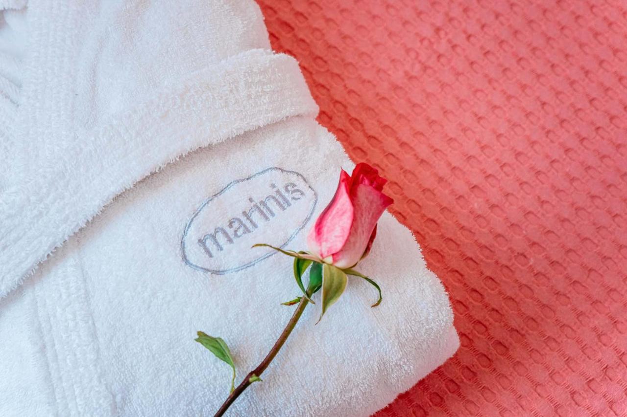 Marinis Boutique Rooms Nea Iraklitsa Kültér fotó
