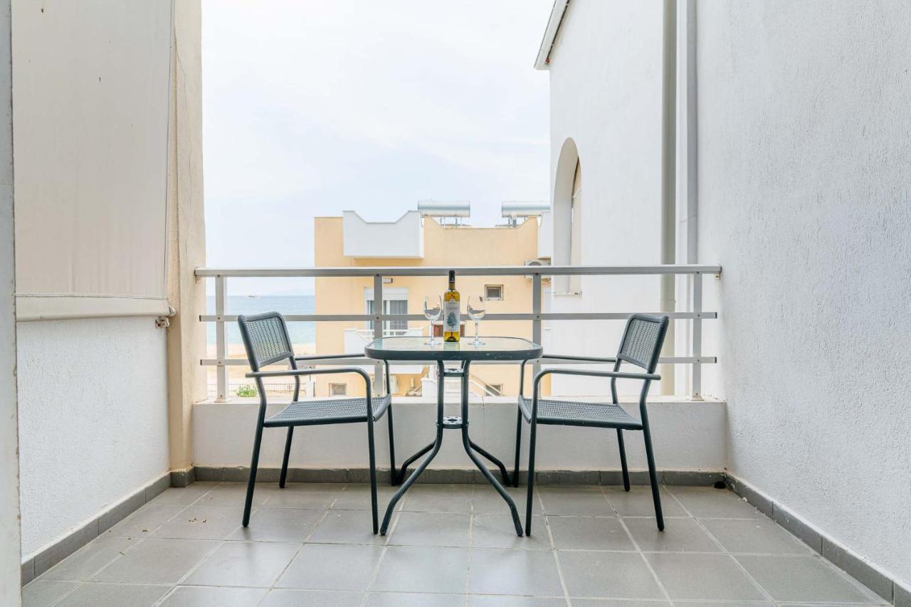 Marinis Boutique Rooms Nea Iraklitsa Kültér fotó