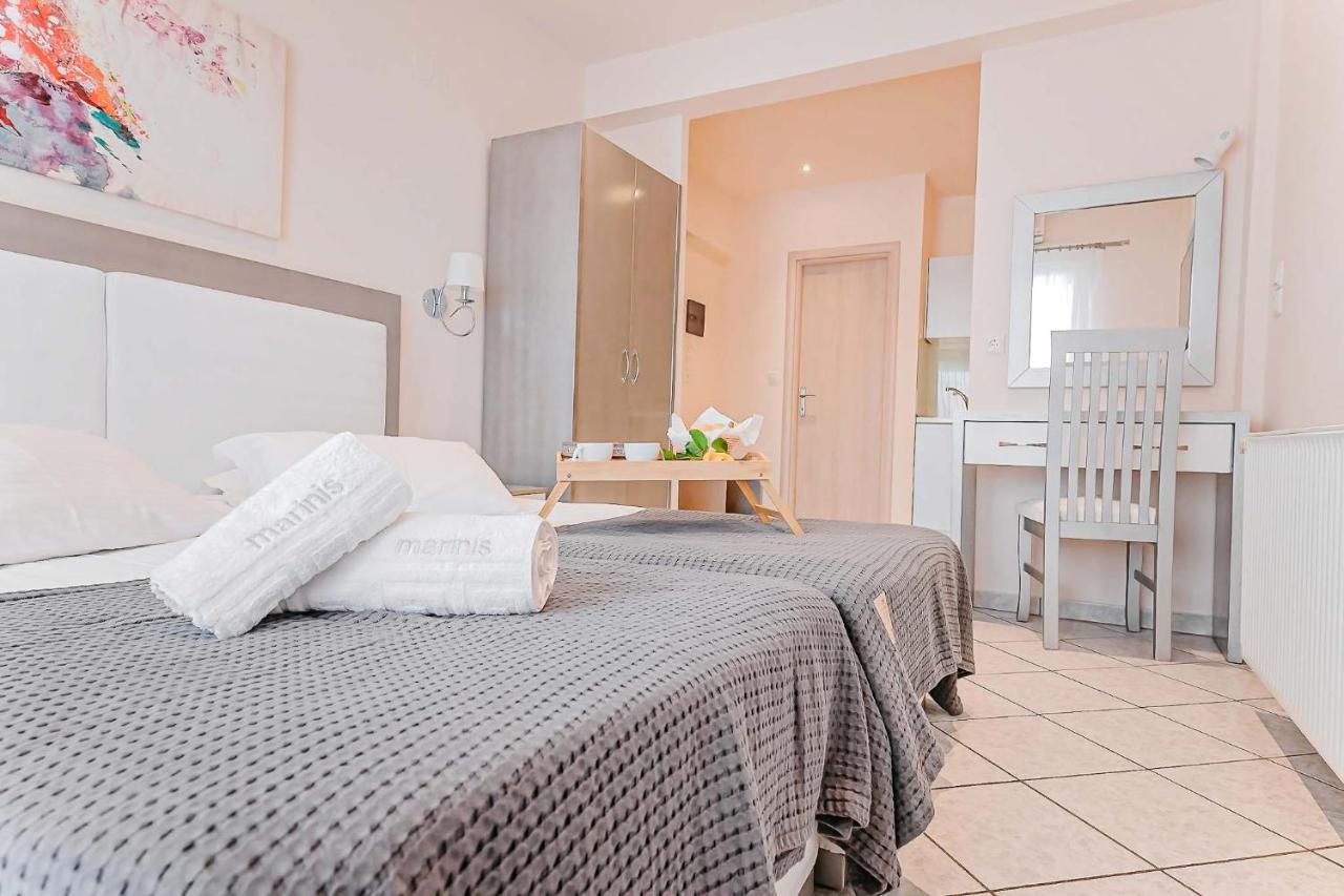 Marinis Boutique Rooms Nea Iraklitsa Kültér fotó