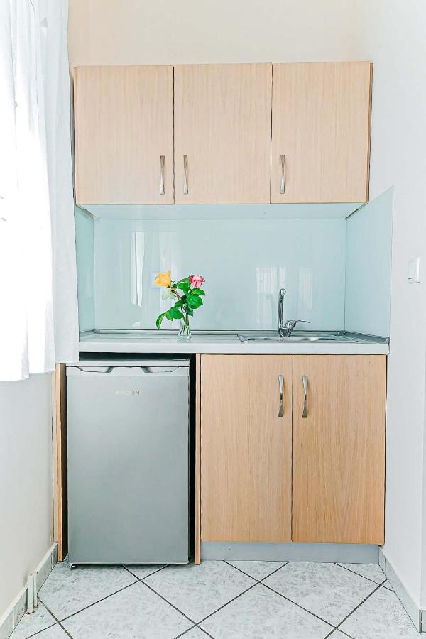 Marinis Boutique Rooms Nea Iraklitsa Kültér fotó