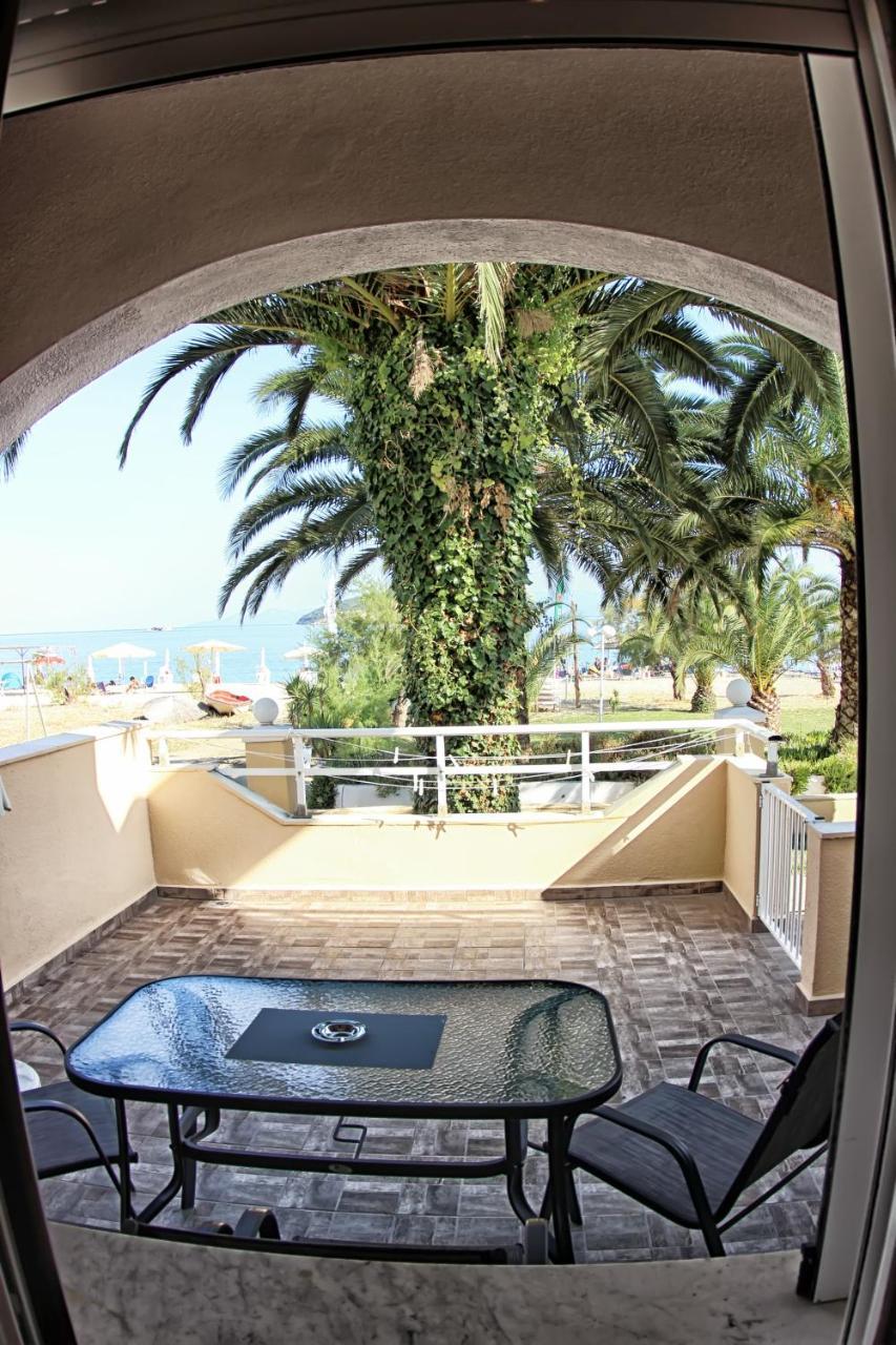 Marinis Boutique Rooms Nea Iraklitsa Kültér fotó