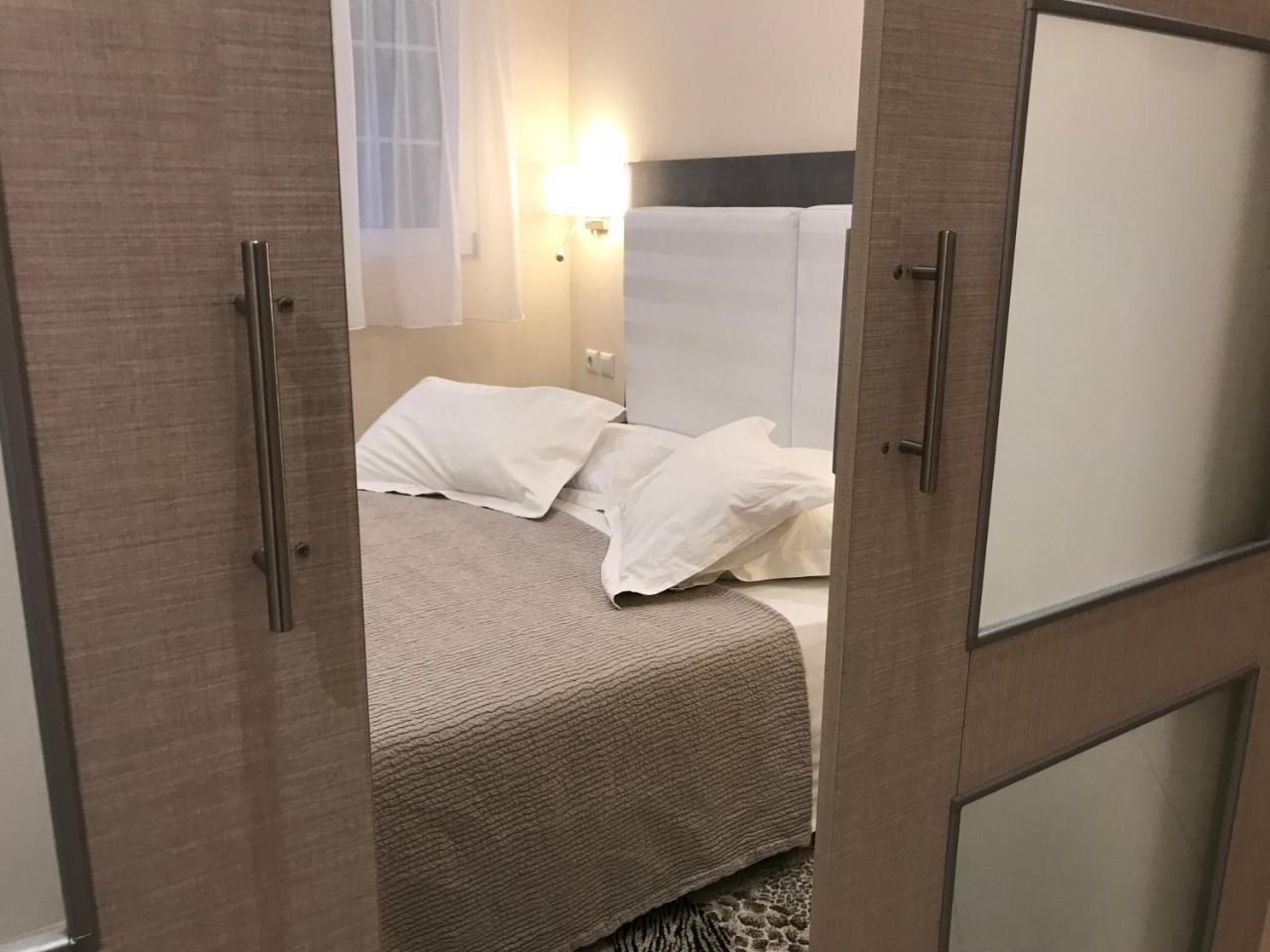 Marinis Boutique Rooms Nea Iraklitsa Kültér fotó
