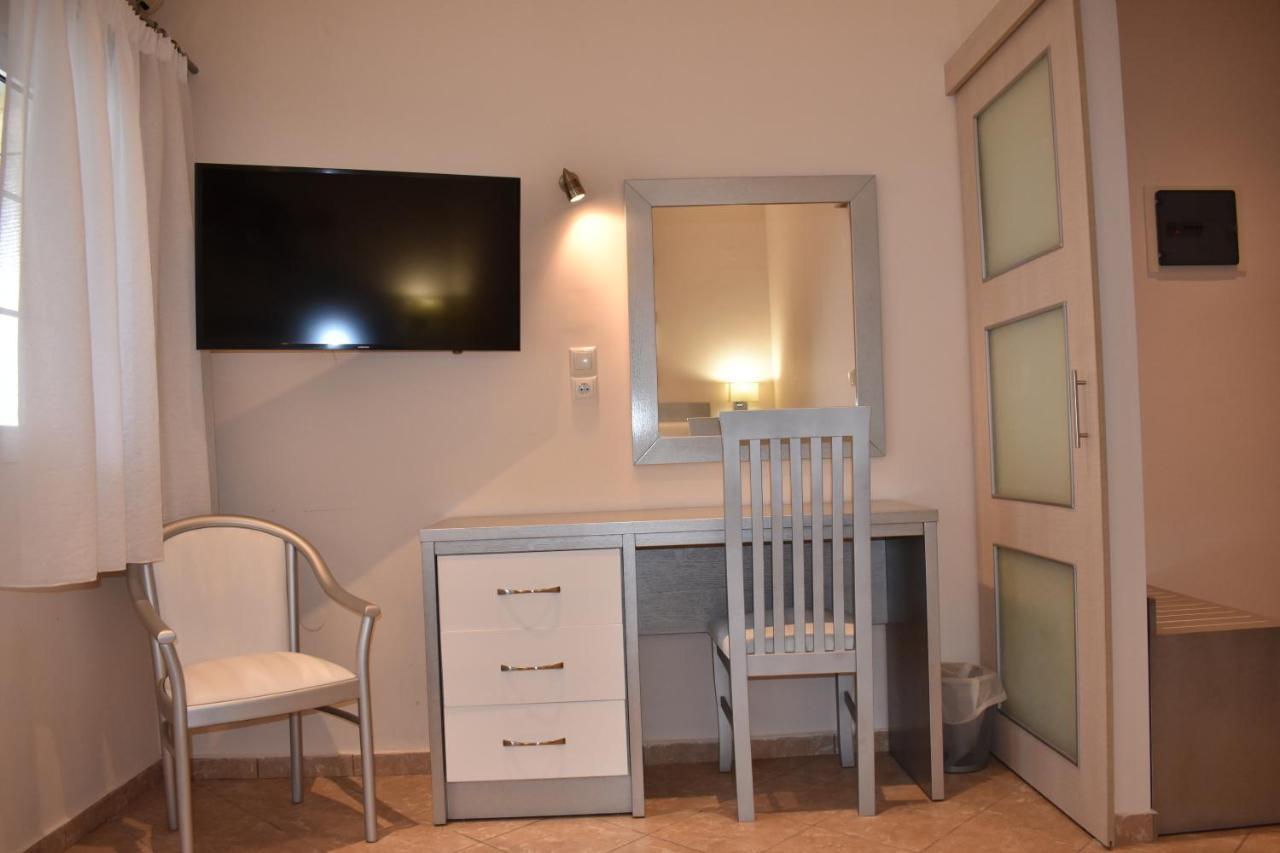 Marinis Boutique Rooms Nea Iraklitsa Kültér fotó