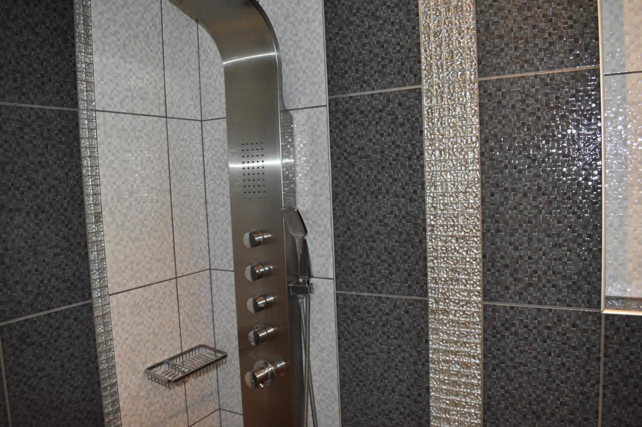 Marinis Boutique Rooms Nea Iraklitsa Kültér fotó